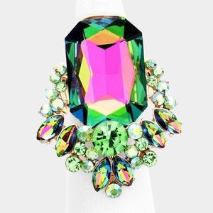 Gold vitrail large shiny crystal stone accented stretch ring